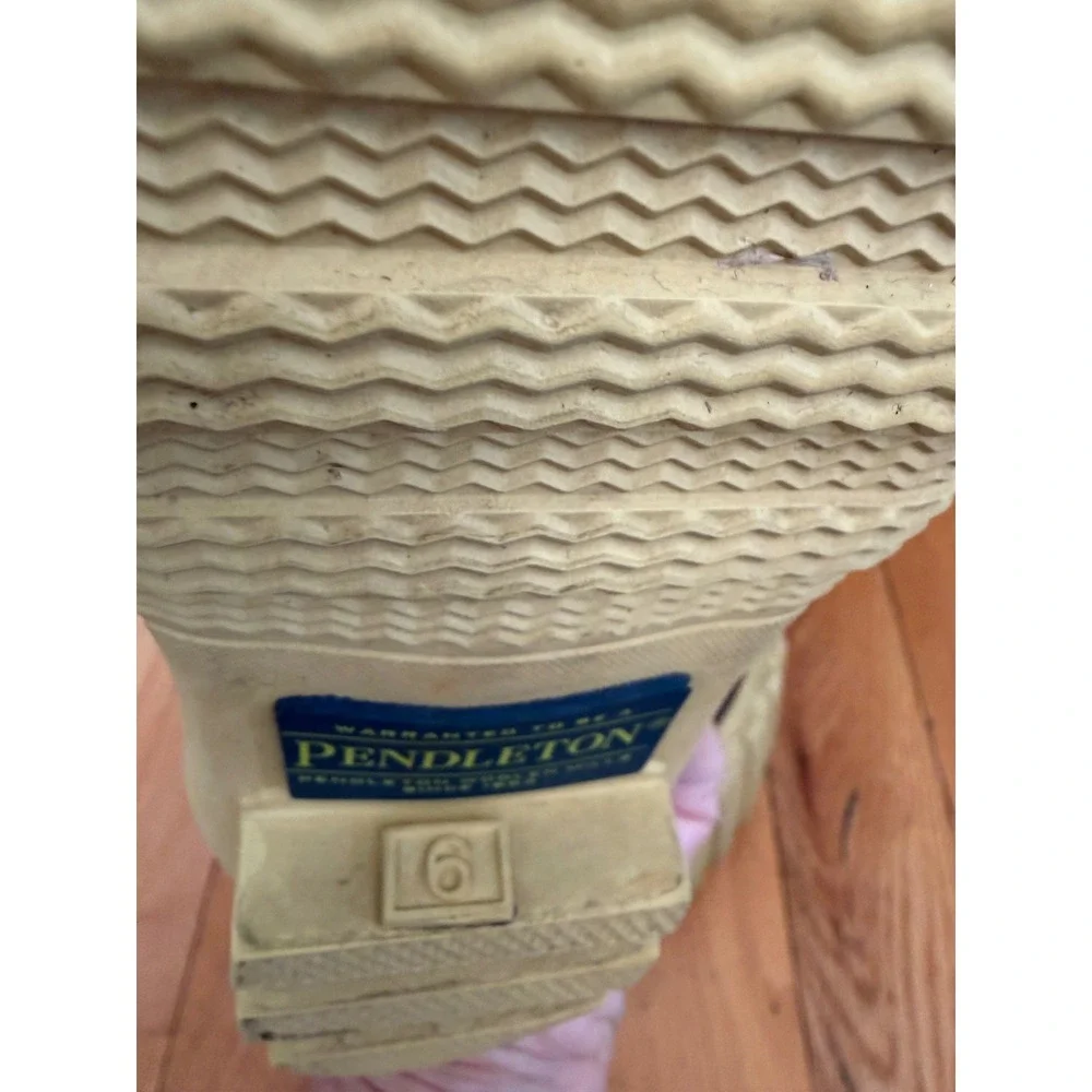 Pendleton Glen Plaid Chelsea waterproof rain boots brown woman's size 6